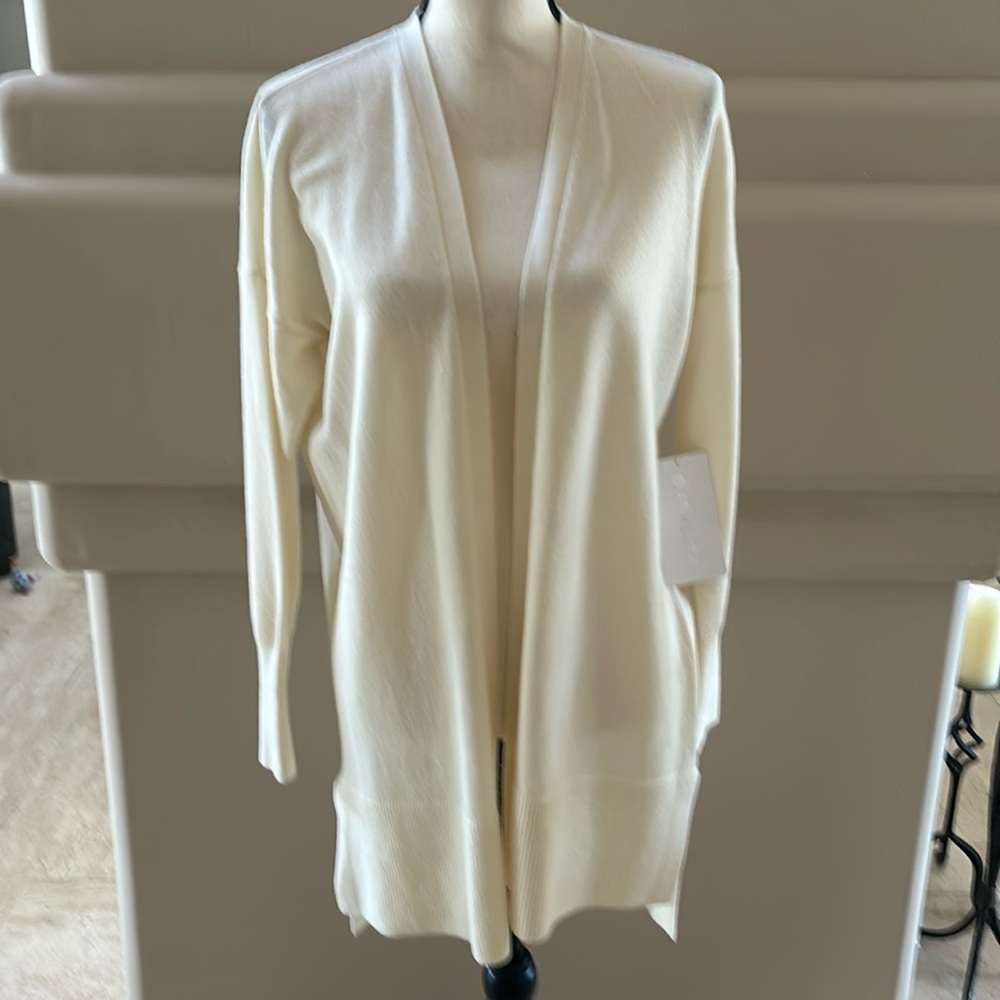 Athleta Step Hem Wool/Cashmere Wrap. Dove. XS. New With Tags.